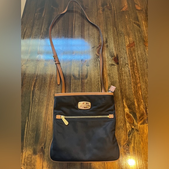 Michael Kors Black and Tan Crossbody - Picture 1 of 3